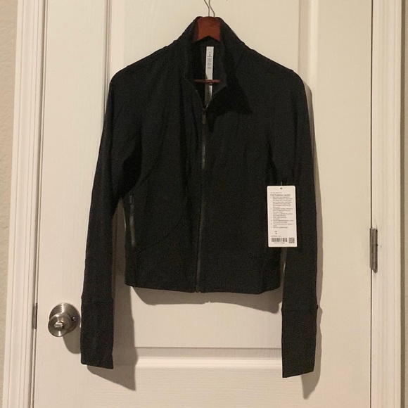 🟠SOLD🟠Lululemon Cropped Jacket- Full Freedom-Size 10 - Picture 3 of 7